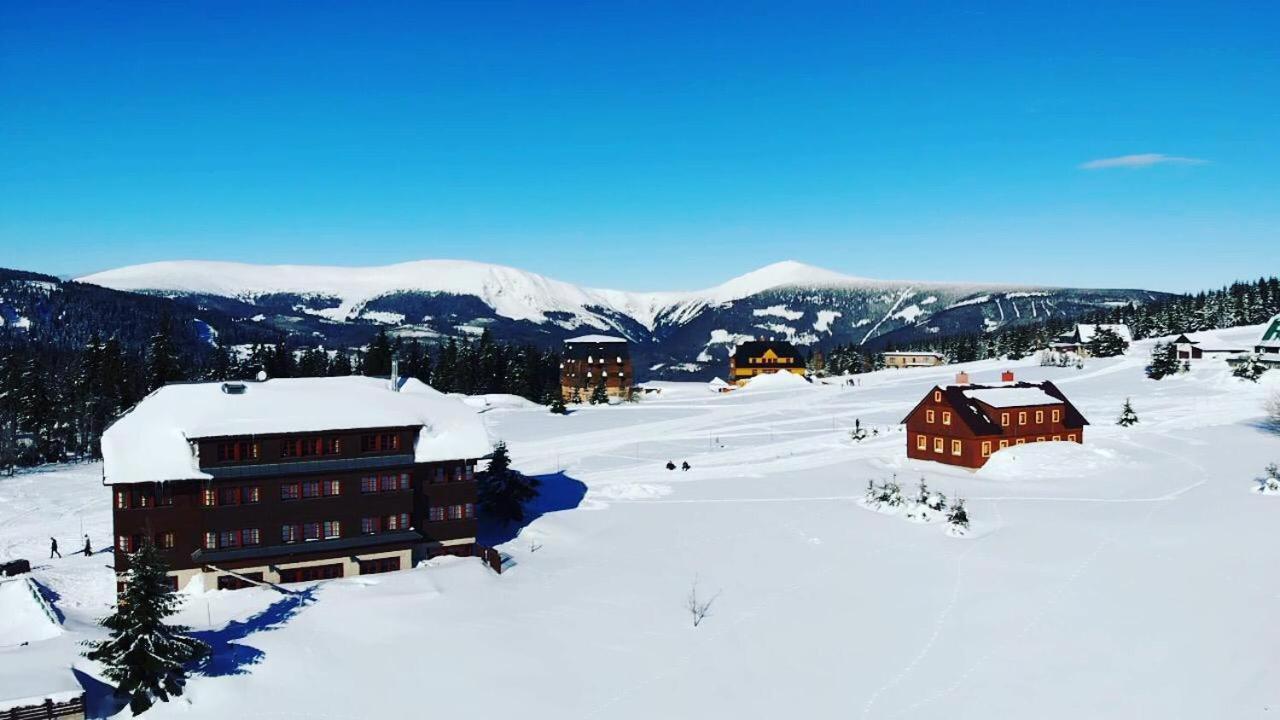 Hotel Oddech Pec pod Snezkou Luaran gambar